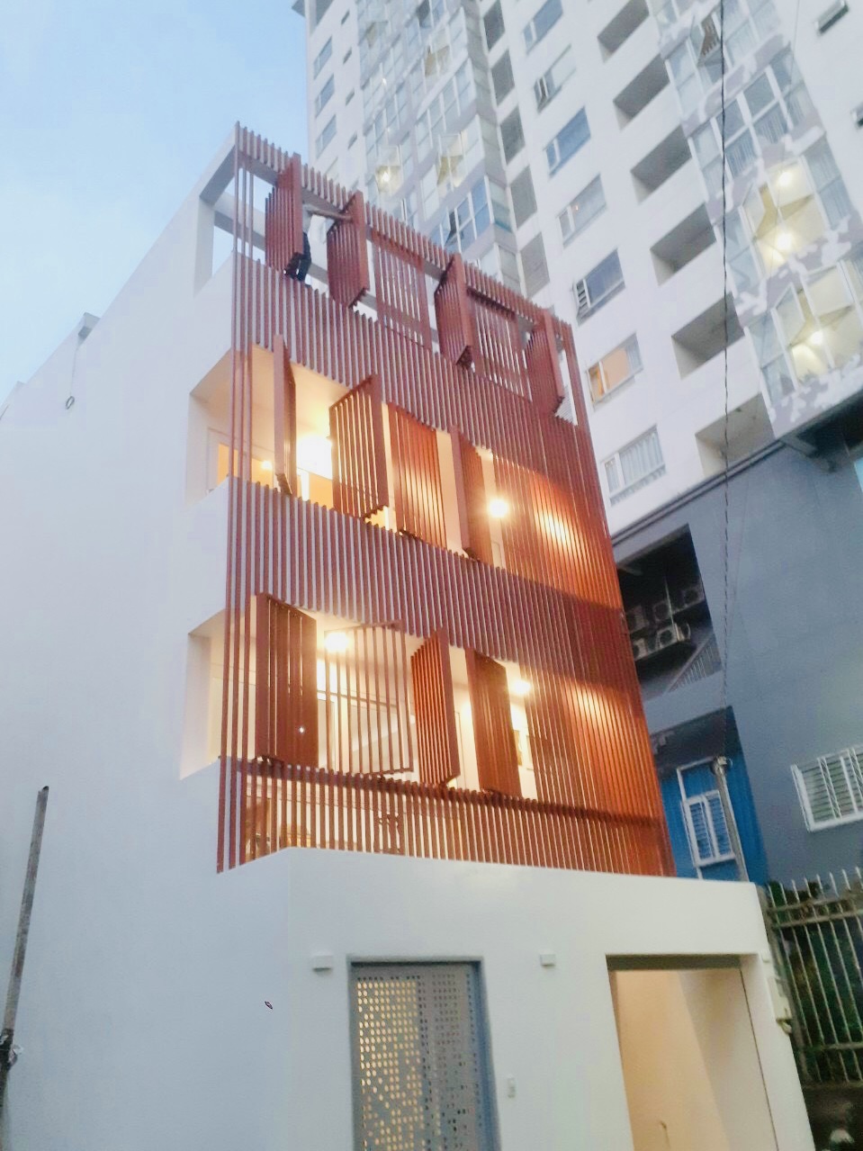 NHÀ PHỐ HIỆN ĐẠI