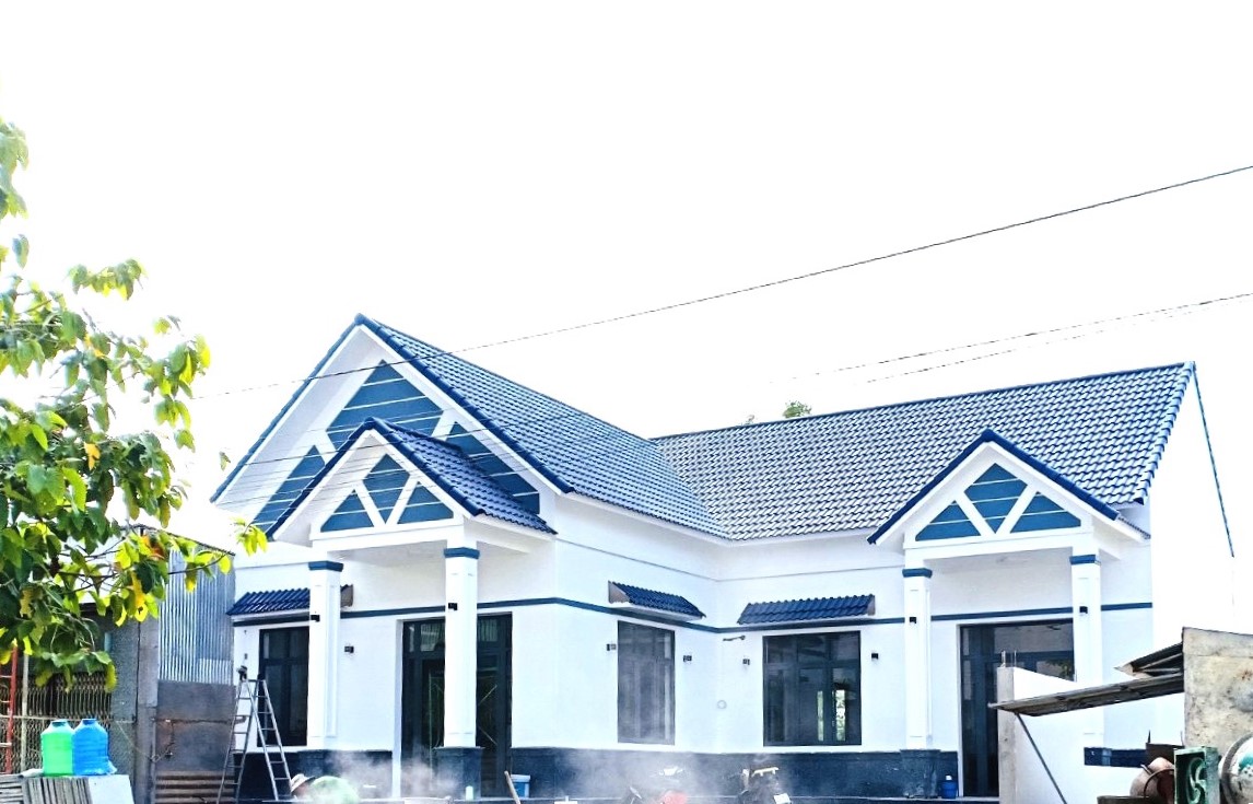 NHÀ PHỐ ĐƠN GIẢN SANG TRỌNG