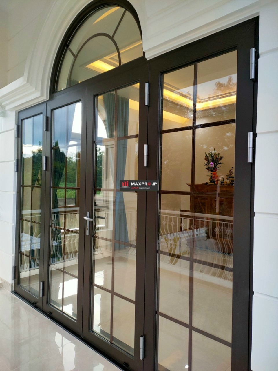 Cửa xếp 6 cánh